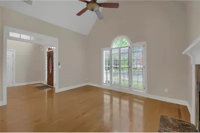 312 Declaire Way NE, Marietta, GA 30067 - Photo 5