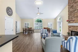 2191 Rockbridge Rd, Stone Mountain, GA 30087 - Photo 27