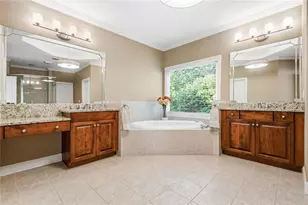 1056 Bluffhaven Way NE, Brookhaven, GA 30319 - Photo 33