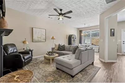6608 Splashwater Drive, Flowery Branch, GA 30542 - Photo 5