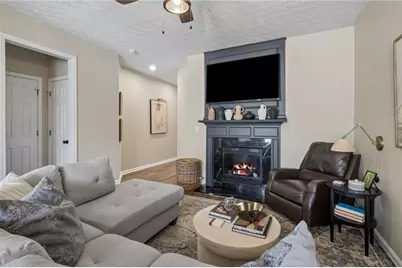 6608 Splashwater Drive, Flowery Branch, GA 30542 - Photo 9