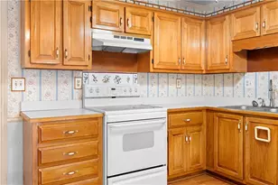 531 Gregory Ln, Acworth, GA 30102 - Photo 9