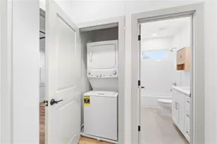 128 Hilltop Dr SW, Atlanta, GA 30315 - Photo 21