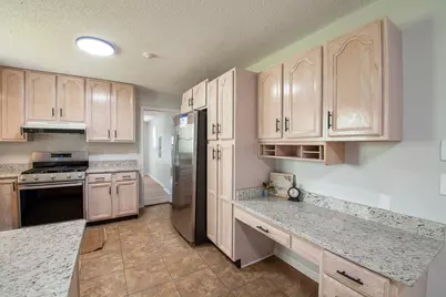 102 Lindsey Court NE, Calhoun, GA 30701 - Photo 13