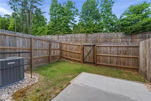 5768 Calle Vis Dr, Lithonia, GA 30058 - Photo 25