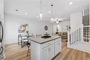 5768 Calle Vis Dr, Lithonia, GA 30058 - Photo 5