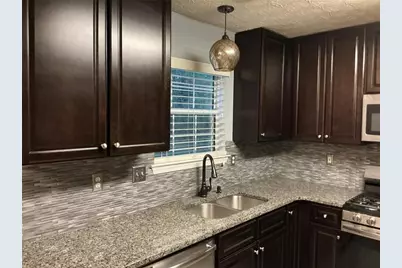 5681 Winchester Place, Lithonia, GA 30038 - Photo 11