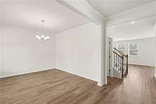 4038 Riverchess Dr SW, Atlanta, GA 30331 - Photo 5