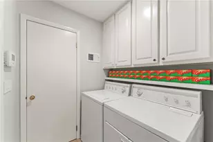 2564 Lake Flair Cir NE, Atlanta, GA 30345 - Photo 23