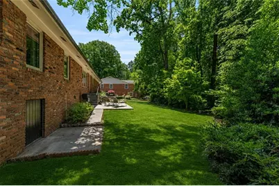 2564 Lake Flair Circle NE, Atlanta, GA 30345 - Photo 27
