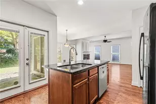 1420 Village Creek Circle SE, Atlanta, GA 30316 - Photo 9