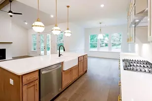 8420 Creekside Overlook Dr, Gainesville, GA 30506 - Photo 13