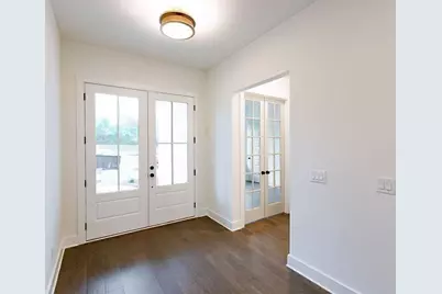 8420 Creekside Overlook Drive, Gainesville, GA 30506 - Photo 3