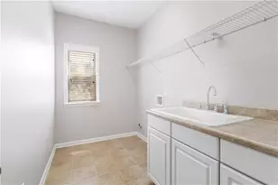 357 Pennant Ln, Fairburn, GA 30213 - Photo 43