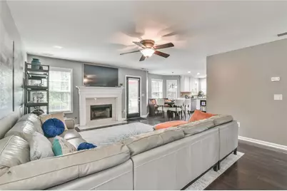 987 Park Hollow Way, Lawrenceville, GA 30043 - Photo 17