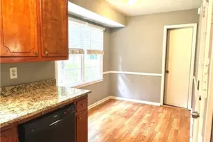 5657 Mountainbrooke Ct, Stone Mountain, GA 30087 - Photo 17