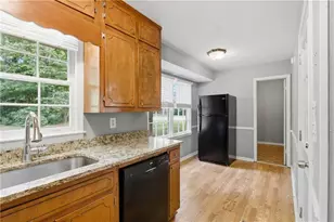 5657 Mountainbrooke Ct, Stone Mountain, GA 30087 - Photo 15