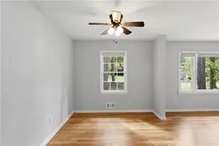 5657 Mountainbrooke Ct, Stone Mountain, GA 30087 - Photo 9