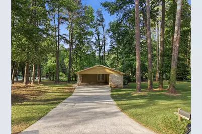 5657 Mountainbrooke Court, Stone Mountain, GA 30087 - Photo 3