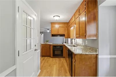 5657 Mountainbrooke Court, Stone Mountain, GA 30087 - Photo 15