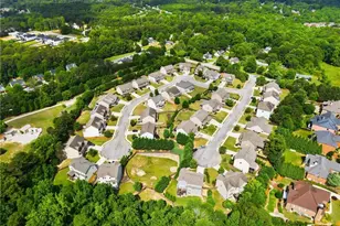 2410 Wildlife Ct, Buford, GA 30519 - Photo 7