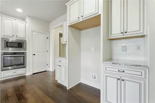 2410 Wildlife Ct, Buford, GA 30519 - Photo 25