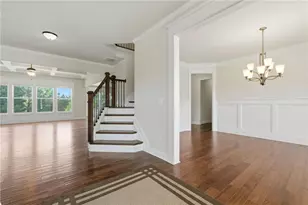 2410 Wildlife Ct, Buford, GA 30519 - Photo 11