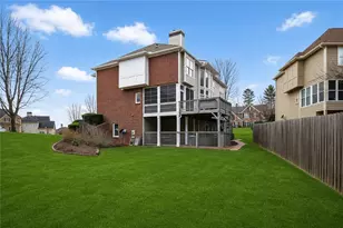 4207 Wyndam Hill Dr, Suwanee, GA 30024 - Photo 5
