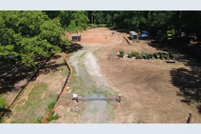2304 Whites Mill Road, Decatur, GA 30032 - Photo 1