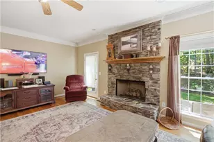 1011 Old Hardman Bottoms Rd, Clarkesville, GA 30523 - Photo 7