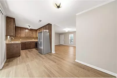 3773 Memorial Parkway NW, Kennesaw, GA 30152 - Photo 11