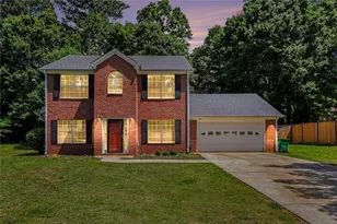 4394 Cross Ln, Decatur, GA 30035 - Photo 1