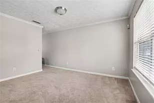 4394 Cross Ln, Decatur, GA 30035 - Photo 7