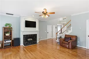 2640 Peregrine Ct, Suwanee, GA 30024 - Photo 11