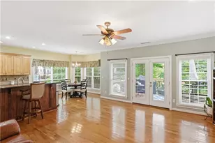 2640 Peregrine Ct, Suwanee, GA 30024 - Photo 13
