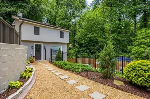 1793 Warren Ct NW, Atlanta, GA 30318 - Photo 37
