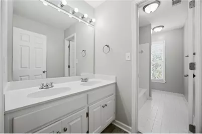 2362 Birch Hollow Trail, Lawrenceville, GA 30043 - Photo 15