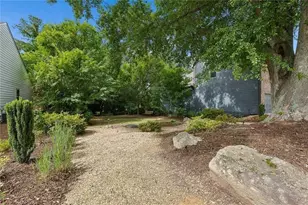 1725 Grand Oaks Dr, Woodstock, GA 30188 - Photo 31