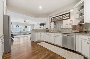 625 Aunt Lucy Ln SW, Smyrna, GA 30082 - Photo 11