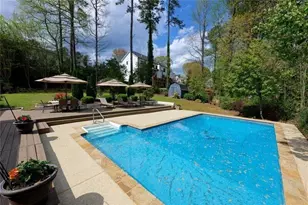 3811 Valley Green Dr, Marietta, GA 30068 - Photo 5