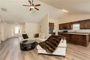 2028 Hwy 211 NE, Statham, GA 30666 - Photo 5