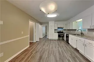 2111 Dawn Ct, Suwanee, GA 30024 - Photo 5