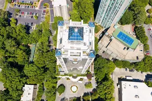 2828 Peachtree Rd NW, Atlanta, GA 30305 - Photo 3