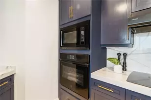 2828 Peachtree Rd NW, Atlanta, GA 30305 - Photo 31