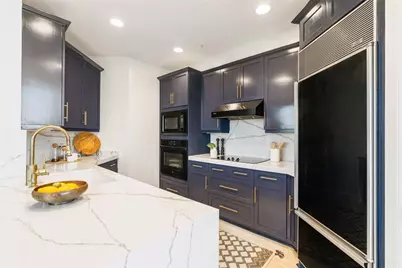 2828 Peachtree Road NW #1401, Atlanta, GA 30305 - Photo 27