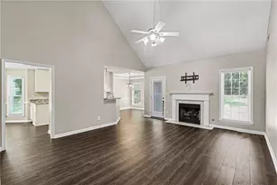 35 Wenham Ln, Sharpsburg, GA 30277 - Photo 7