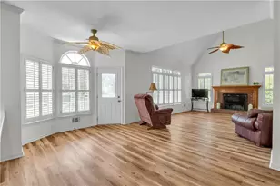 5350 Wickershire Dr, Peachtree Corners, GA 30092 - Photo 7