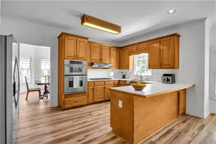 5350 Wickershire Dr, Peachtree Corners, GA 30092 - Photo 9