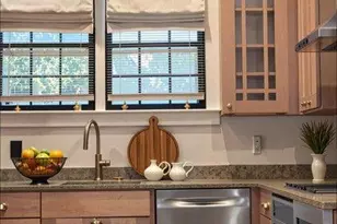 1579 Vesta Ave, Atlanta, GA 30337 - Photo 9