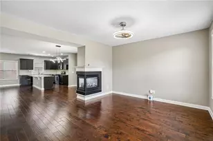 4199 Baverton Dr, Suwanee, GA 30024 - Photo 7